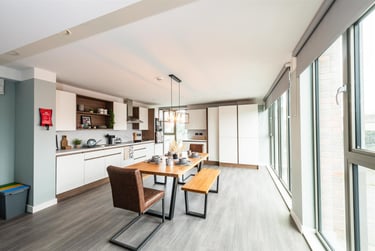 1 bed flat, Nelson Street, Holylands, Belfast, BT151BH - Image 6
